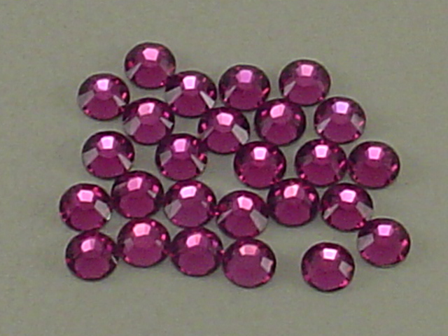 12 pcs. 40ss FUCHSIA FLATBACK European Rhinestones